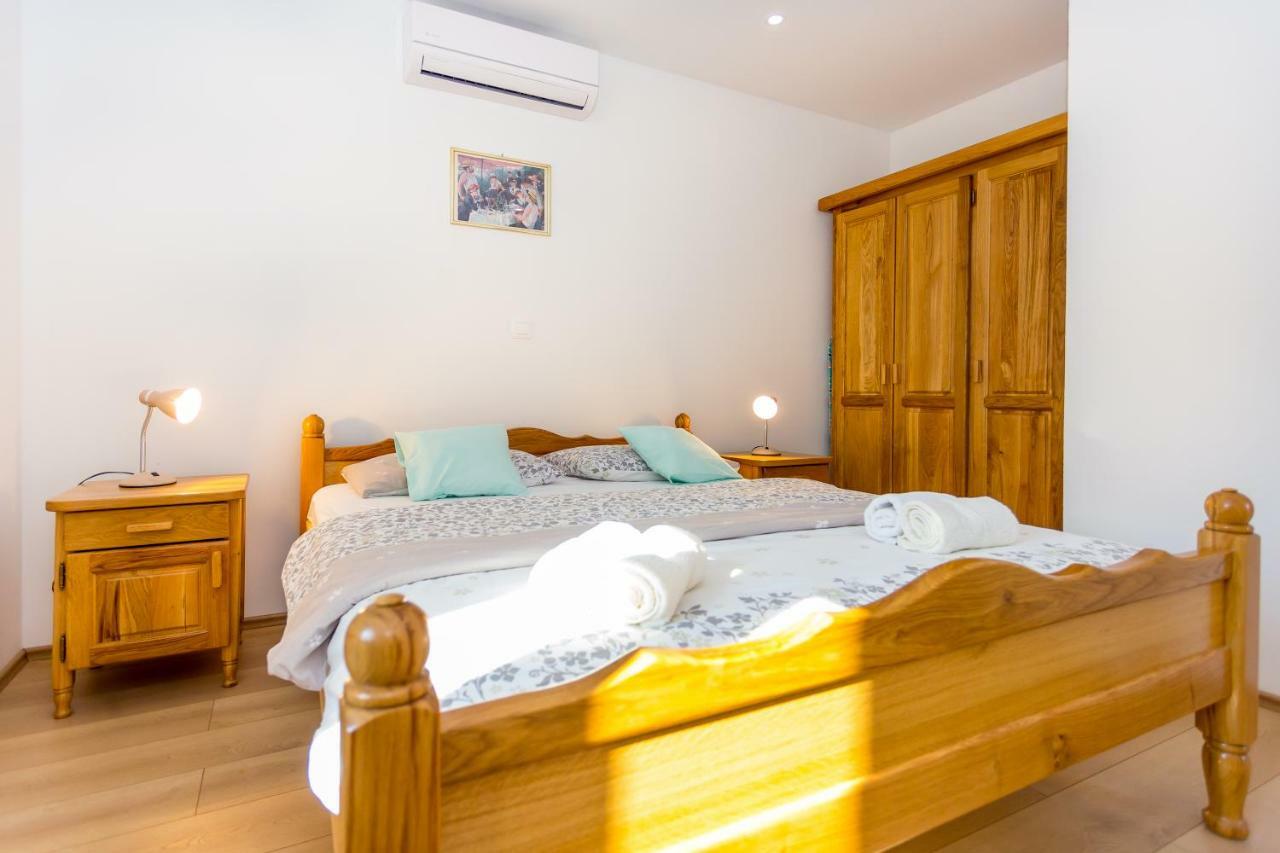 Apartmani Rebac Gata Exterior foto